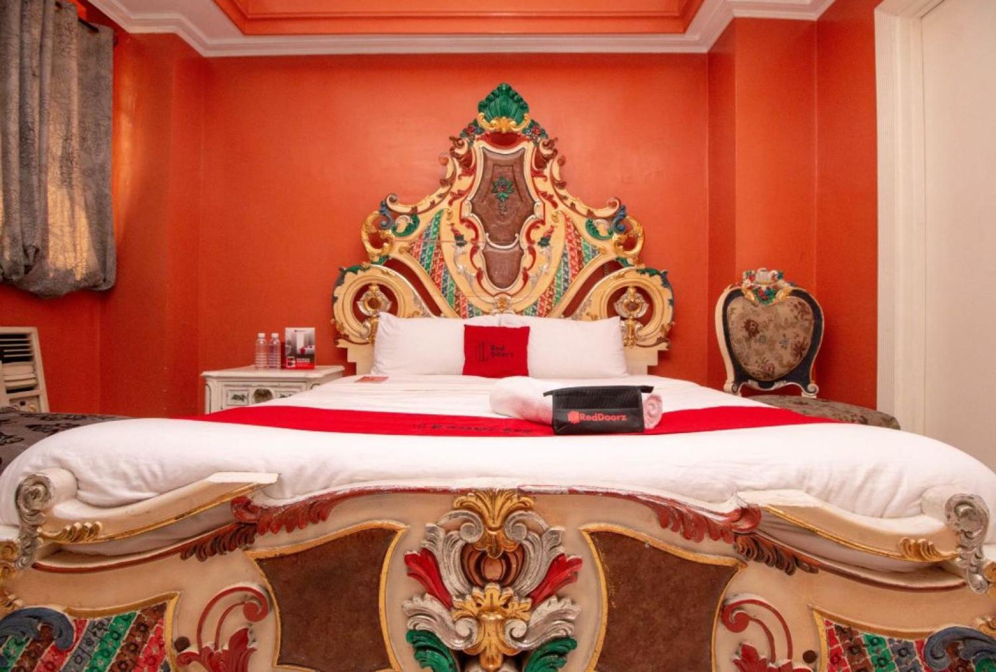 Reddoorz At Manila Venetian Hotel Kültér fotó